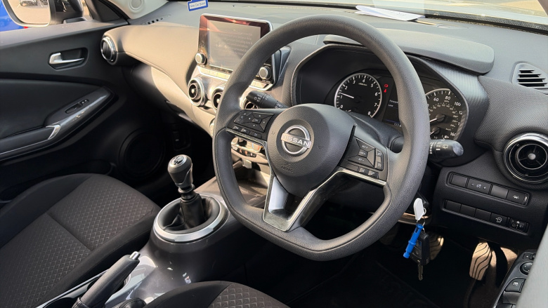 Nissan Juke 1.0 DiG-T 114 Acenta 5dr Petrol Hatchback